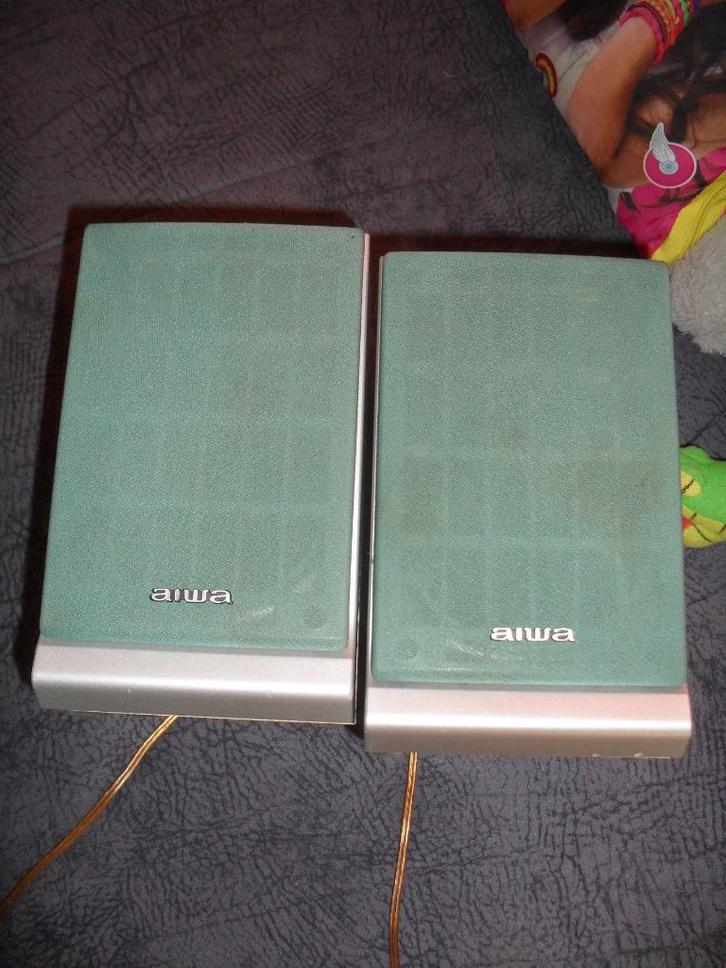 2 discrete, compacte Aiwa-luidsprekers, Audio, Tv en Foto, Luidsprekerboxen, Gebruikt, Front, Rear of Stereo speakers, Minder dan 60 watt