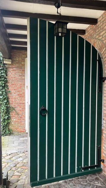 garagepoorten  beschikbaar voor biedingen