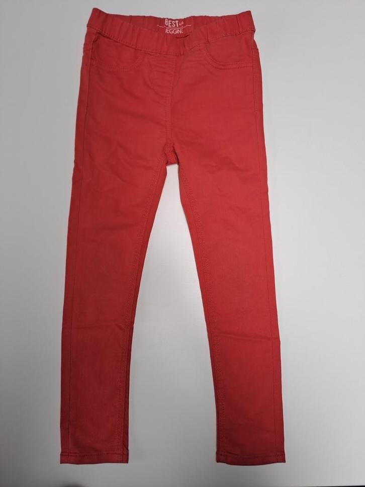 Mt 122 Zalmkleurige jegging, Kinderen en Baby's, Kinderkleding | Maat 122, Zo goed als nieuw, Meisje, Broek, Ophalen of Verzenden