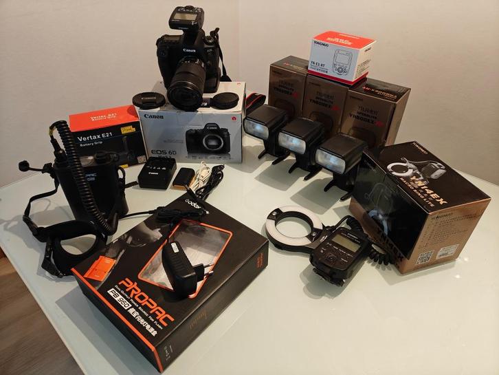 Canon EOS 6D mk II + Zoom 24-105 + accessoires, Audio, Tv en Foto, Fotocamera's Digitaal, Zo goed als nieuw, Spiegelreflex, Canon