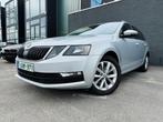 SKODA OCTAVIA COMBI 1.0 TSI Ambition DSG/LED/Leder/ACC/ZVW, Te koop, Zilver of Grijs, Benzine, Break