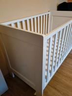 Babybed quax, Kinderen en Baby's, Ophalen, Zo goed als nieuw, Ledikant