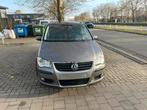 Volkswagen Touran Cross 2.0 tdi 140 pk, Autos, Volkswagen, Cuir, Achat, Euro 6, Entreprise