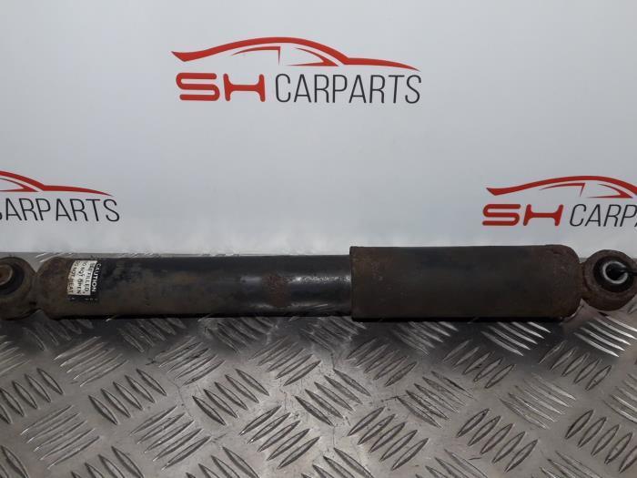 Amortisseur arrière gauche d'un Suzuki Alto, Autos : Pièces & Accessoires, Suspension & Châssis, Suzuki, Utilisé, 3 mois de garantie