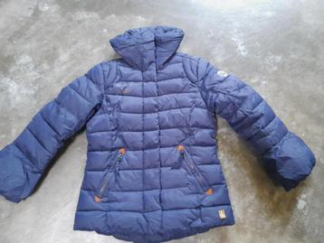winterjas maat 122/128 beschikbaar voor biedingen