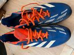 voetbalschoenen predidator adidas 45 1/3 oranje blauw, Enlèvement ou Envoi, Utilisé, Chaussures