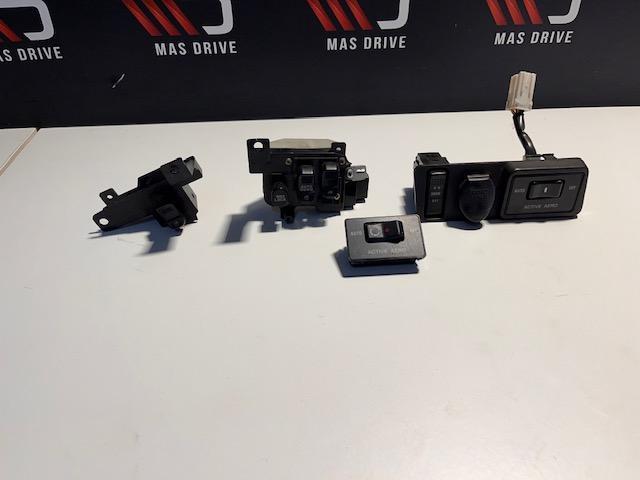 Mitsubishi 3000GT VR4 diverse knoppen, Auto-onderdelen, Dashboard en Schakelaars, Gebruikt