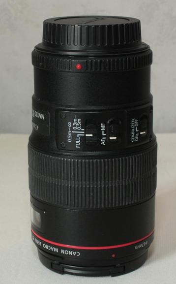 Canon 100mm L 2.8 lens + Ring addapter extra stabiliteit