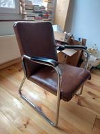 Fauteuil en skaï, Enlèvement, Utilisé, Bois