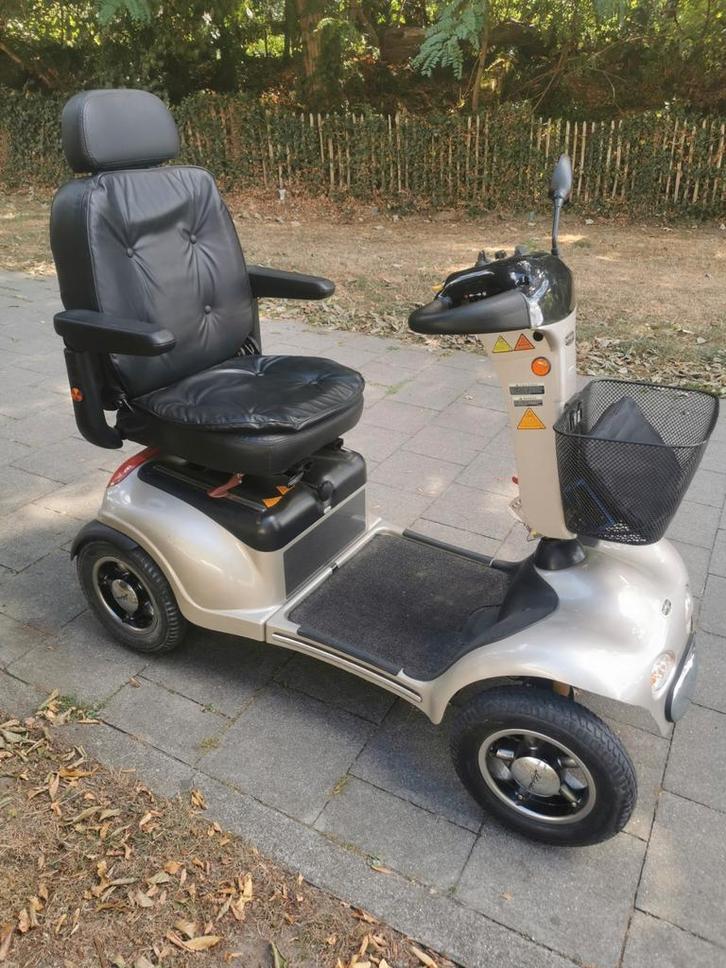 Scootmobiel goed staat bijna nieuw alles werkt perfect, Diversen, Rolstoelen, Zo goed als nieuw, Elektrische rolstoel, Inklapbaar