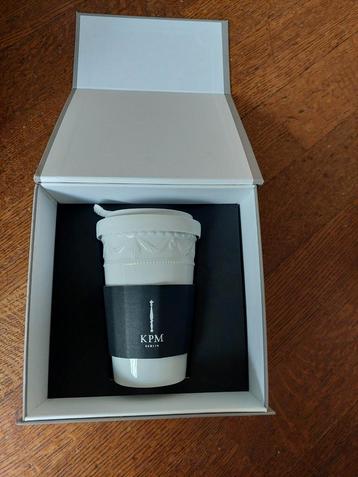 Keep Cup Königliche Porzellan-Manufaktur beschikbaar voor biedingen