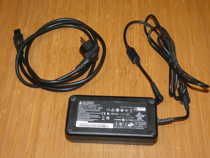 Oplader voor MSI ADP-150TB B Laptop AC Adapter 19V - 7.9A, Computers en Software, Laptop-opladers, Gebruikt, Ophalen of Verzenden