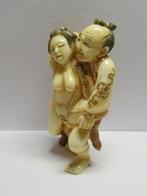 staande erotische netsuke, Ophalen of Verzenden