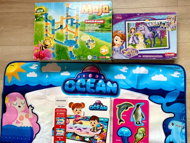 Kleuterspelen: Maya knikkerbaan,watertekenmat,insteekmozaïek, Kinderen en Baby's, Speelgoed | Bouwstenen, Gebruikt, Overige merken