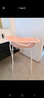 Roze Babybad met standaard en zitje, Kinderen en Baby's, Ophalen, Zo goed als nieuw, Badje, Standaard