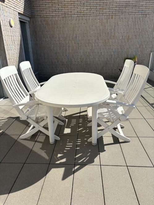 Tuinset met verstelbare stoelen en kussens, Tuin en Terras, Tuinsets en Loungesets, Zo goed als nieuw, Tuinset, Kunststof, 4 zitplaatsen