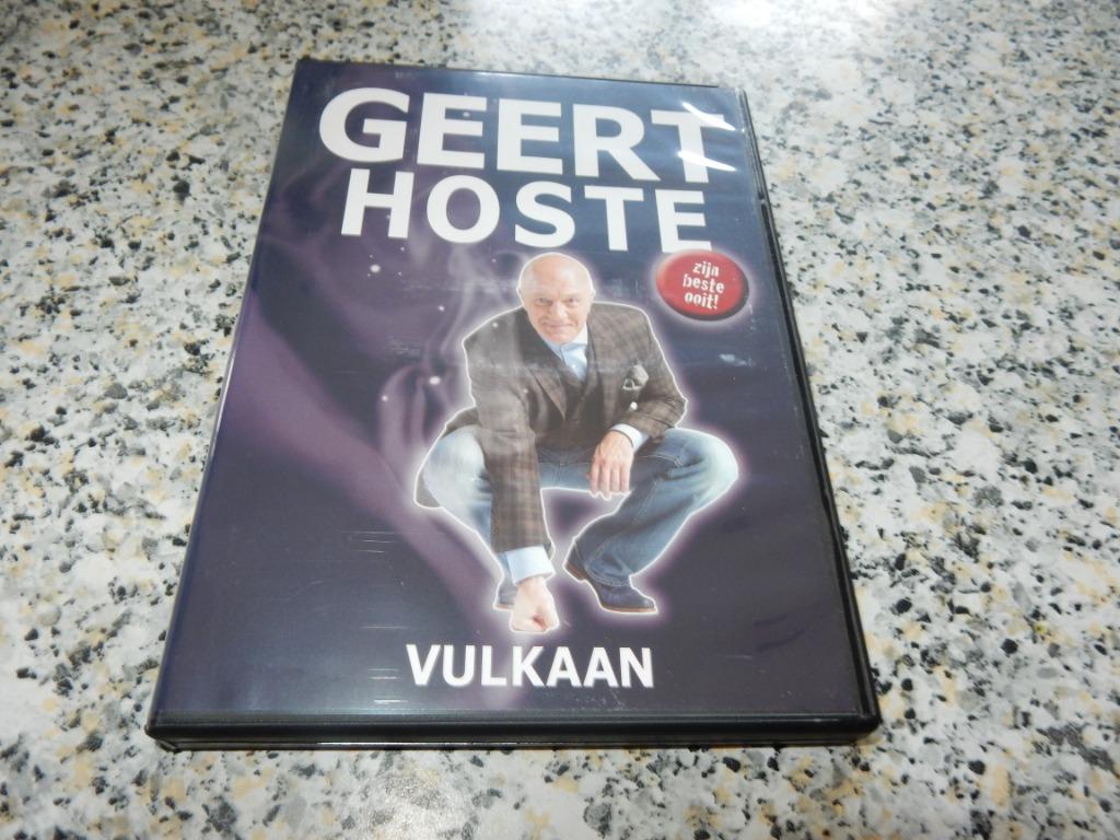 nr.1725 - Dvd: Vulkaan - Geert Hoste - humor, CD & DVD, DVD | Cabaret & Sketchs, Stand-up ou Spectacle de théâtre, Enlèvement ou Envoi