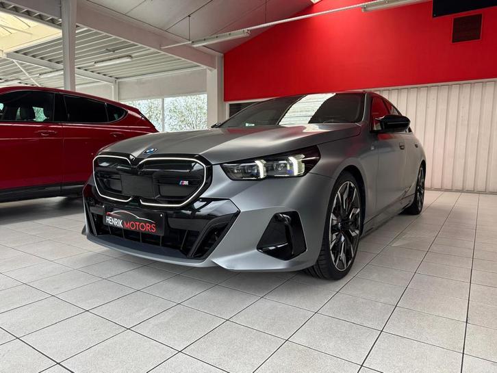BMW i5 M60 xDrive •M-PACK• •SHADOWLINE• •BOWERS & WILKINS•, Auto's, BMW, Bedrijf, Te koop, i5, Head-up Display, Elektrisch, Ophalen