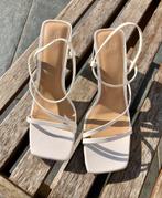 Jolies sandales Zara blanches P39, neuves, Vêtements | Femmes, Chaussures, Enlèvement ou Envoi, Escarpins, Blanc, Neuf