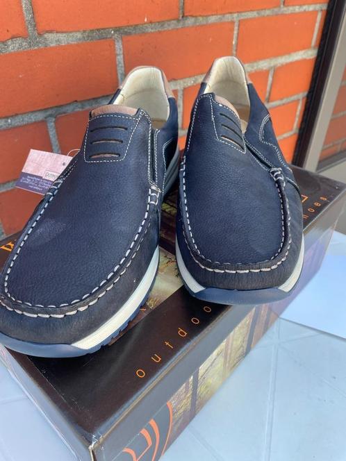 Output by Girza sportschoenen, Kleding | Heren, Schoenen, Nieuw, Wandelschoenen, Blauw, Ophalen of Verzenden