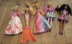 5 poupées Barbie, Enfants & Bébés, Jouets | Poupées, Comme neuf, Enlèvement, Barbie