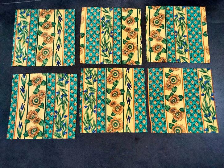 6 Serviettes Provence    40 X 40 cm en coton, Maison & Meubles, Nappes, Comme neuf, Carré, Intérieur, Enlèvement ou Envoi