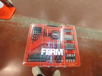 Ferm  boren bits  en vijs machine  beschikbaar voor biedingen