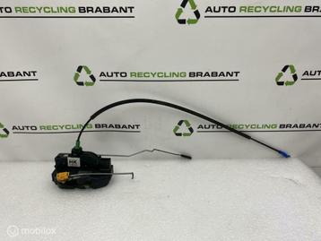 Portierslot Mechanisme Opel ADAM ORIGINEEL 13579522 beschikbaar voor biedingen