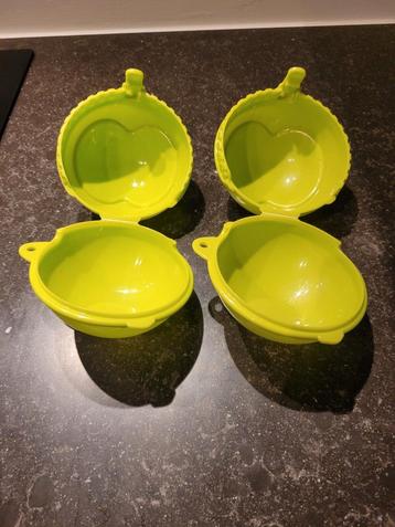 3 koeken doosjes en 5 fruitdoosjes prijs/stuk beschikbaar voor biedingen