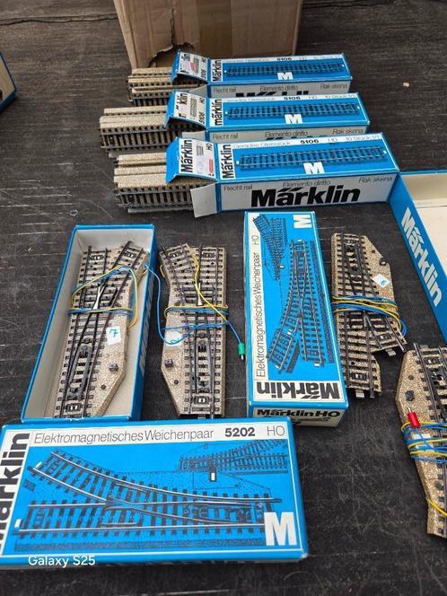 GRUE MÄRKLIN 7051+AIGUILLAGES+RAIL MÄRKLIN, Hobby en Vrije tijd, Modeltreinen | H0, Zo goed als nieuw, Rails, Wisselstroom, Märklin