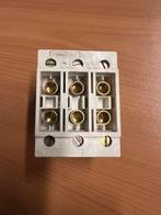 Vynckier penzekeringhouder 3P, Ophalen, Gebruikt