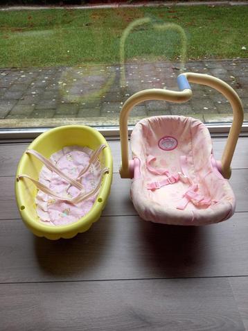 Maxi-Cosi en poppen wiegje  beschikbaar voor biedingen