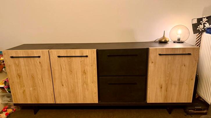 Eetkamerset: dressoir, vitrinekast en TV kast, Huis en Inrichting, Kasten | Dressoirs, Zo goed als nieuw, Ophalen