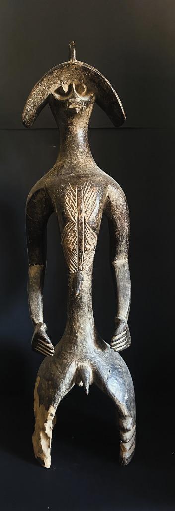 AFRIKAANSE KUNST  MUMUYE (MUMOYE)  Nigeria en Kameroen beschikbaar voor biedingen