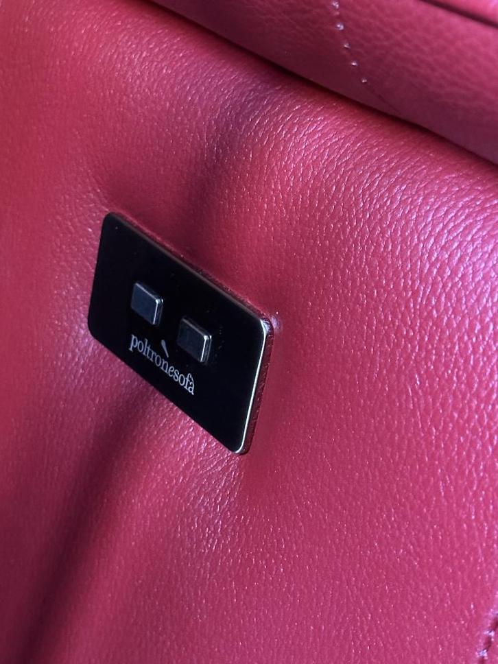 Canapés cuir rouge, Maison & Meubles, Canapés | Salons, Comme neuf, Banc droit, Autres dimensions, 150 à 200 cm, 100 à 125 cm