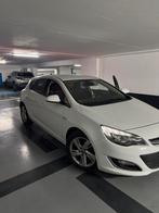 Opel Astra 2013 1.7 Diesel, Auto's, Opel, Zwart, Leder en Stof, Wit, 5 deurs