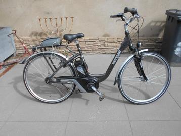 Te koop elektrische damesfiets KETTLER middenmoter goede sta beschikbaar voor biedingen