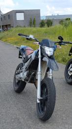 Aprilia sx50 2016, Fietsen en Brommers, Ophalen, 6 versnellingen, Gebruikt, Klasse B (45 km/u)