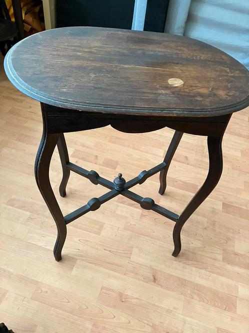 Gebruikte antieke houten voetstuktafel, Antiek en Kunst, Antiek | Meubels | Tafels, Ophalen