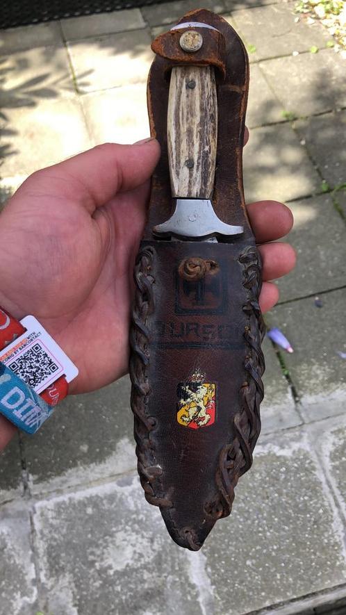 Magbifique couteau scout personnalisé, Verzamelen, Scouting, Zo goed als nieuw, Ophalen of Verzenden