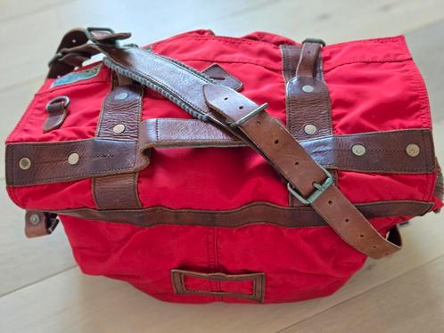 Mooie zeer recent schoudertas van het merk Ralph Lauren, Handtassen en Accessoires, Tassen | Reistassen en Weekendtassen, Nieuw
