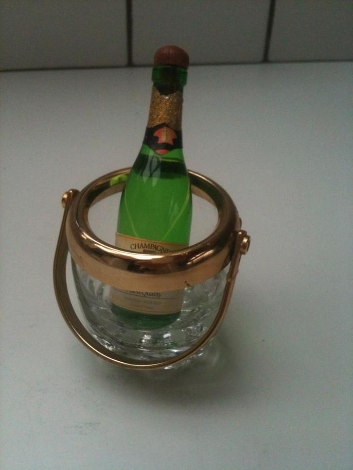 miniatuur flesje champagne, Verzamelen, Complete verzamelingen en Collecties, Ophalen of Verzenden