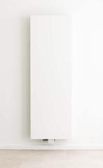 Radiator VASCO NIVA L1, Doe-het-zelf en Bouw, Verwarming en Radiatoren, Ophalen, Radiator