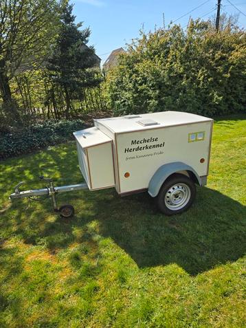 Honden aanhangwagen  beschikbaar voor biedingen