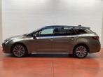 Toyota Corolla 2.0 HYBRID Style e-CVT, Automaat, https://public.car-pass.be/vhr/1bdf6c67-cc13-4352-9dd8-3da60575140f, Emergency brake assist