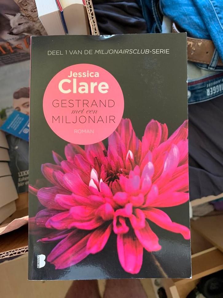 Jessica Clare - Gestrand met een miljonair, Boeken, Literatuur, Ophalen of Verzenden