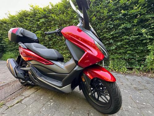 Honda Forza 350 motorscooter, Motoren, Motoren | Honda, Particulier, Scooter, 12 t/m 35 kW, 1 cilinder, Ophalen