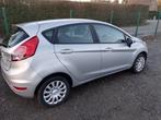 Ford Fiesta 1.25i Met nieuwe distributie + garantie, Auto's, Te koop, Zilver of Grijs, Stadsauto, Benzine