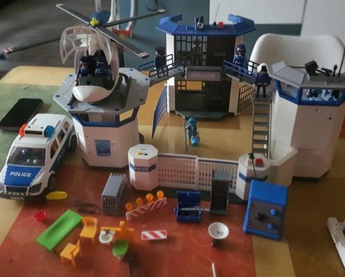 Playmobil speelsets : politie, kermisschommel, pingiunset, Kinderen en Baby's, Speelgoed | Playmobil, Zo goed als nieuw, Complete set