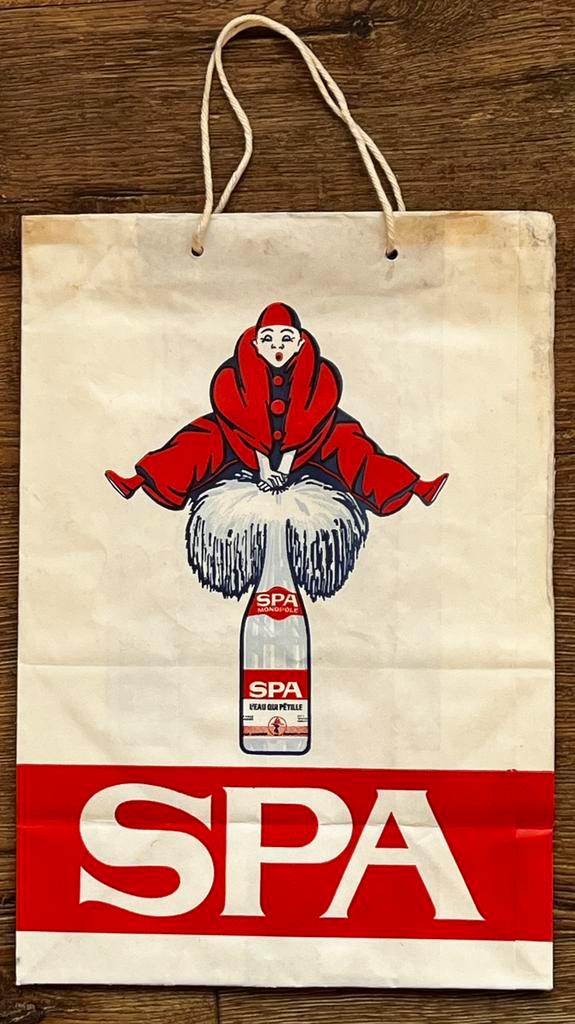 papieren tas reclame Spa bronwater pierrot Jean d’Ylen, Verzamelen, Merken en Reclamevoorwerpen, Zo goed als nieuw, Ophalen of Verzenden